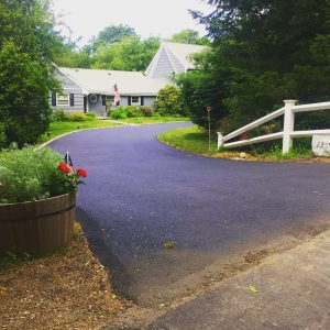 Bannon Paving - Asphalt and Paving Driveways and Parking Lots, Asphalt Patching, Asphalt Resurfacing, Crack Sealing, Milling, Reclaiming/Pulverizing, Sealcoating & Striping